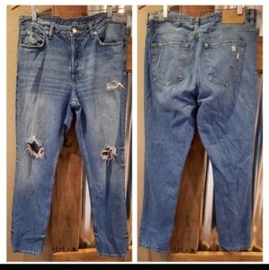 Holey Distressed Jeans Sz 6 Med Wash Straight Leg